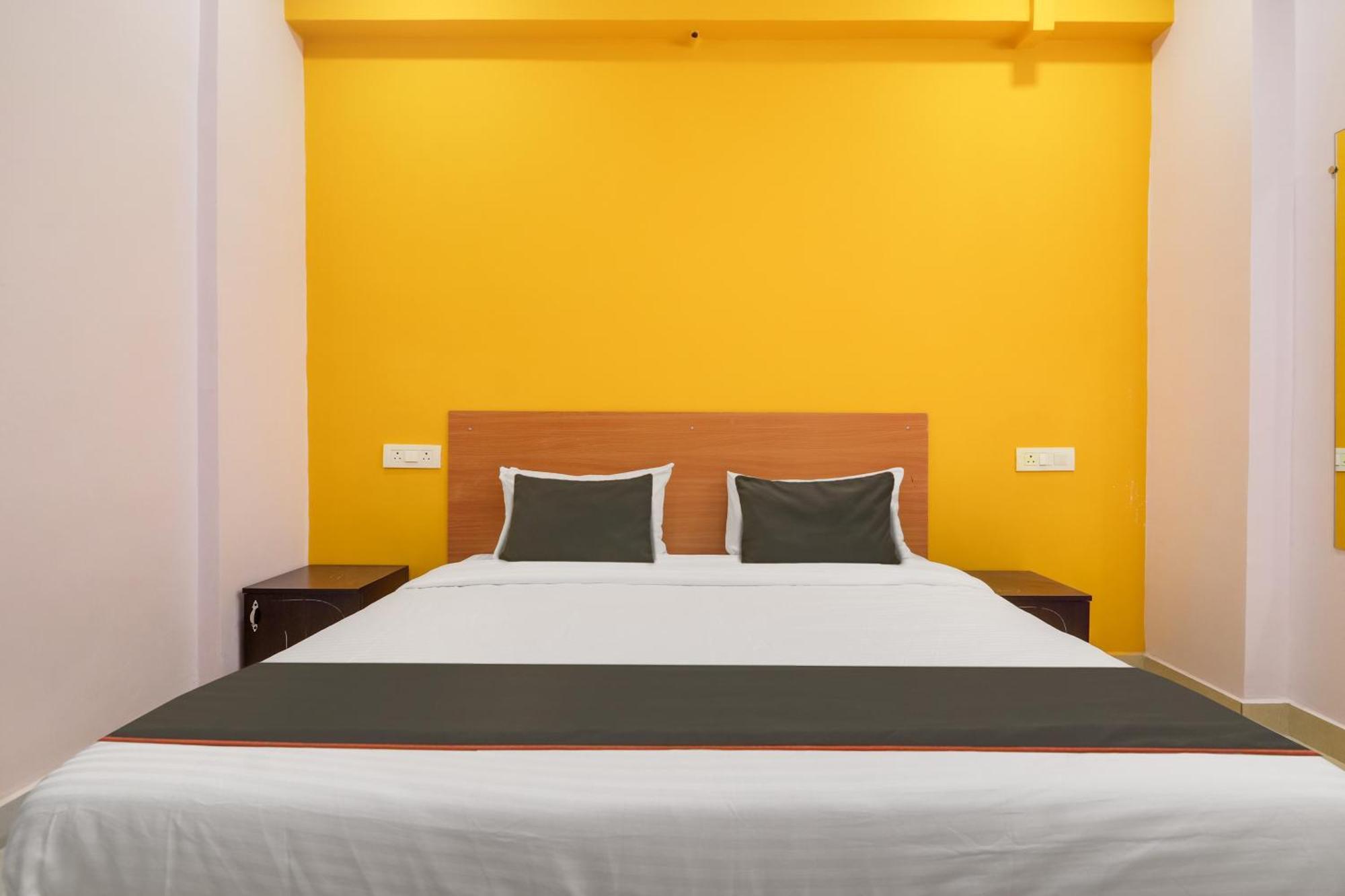 Hotel Collection O Rbs Kothapet-Nagole Road Hyderabad Esterno foto