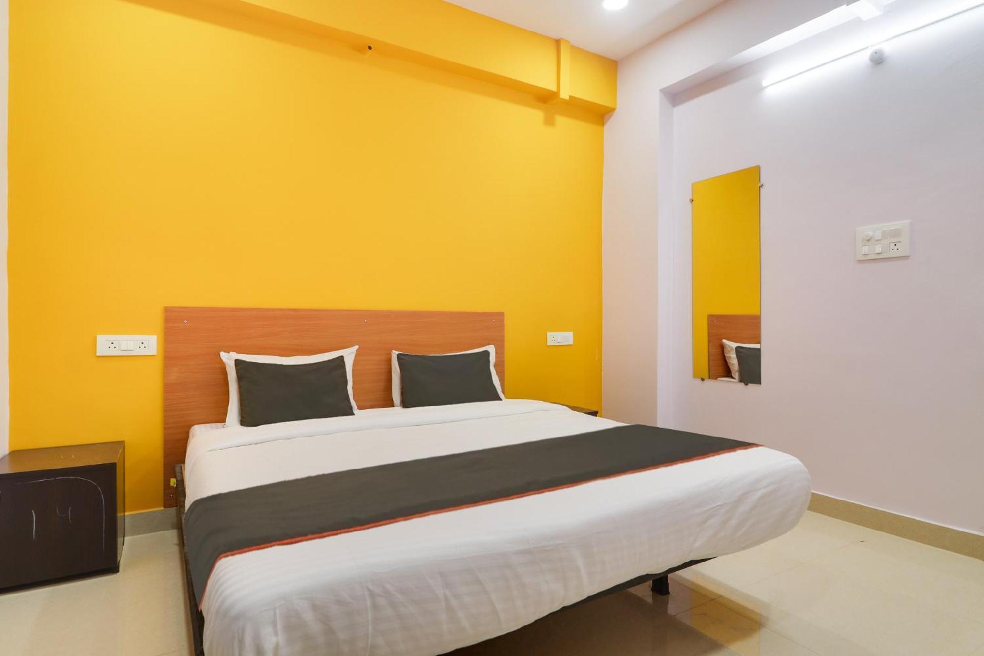 Hotel Collection O Rbs Kothapet-Nagole Road Hyderabad Esterno foto